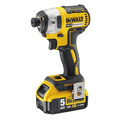Pack 2 outils 18V DEWALT DCK266P2-QW : Perceuse-visseuse à percussion DCD796, Visseuse à choc DCF887, 2 batteries 5,0 Ah, coffret ToughSystem